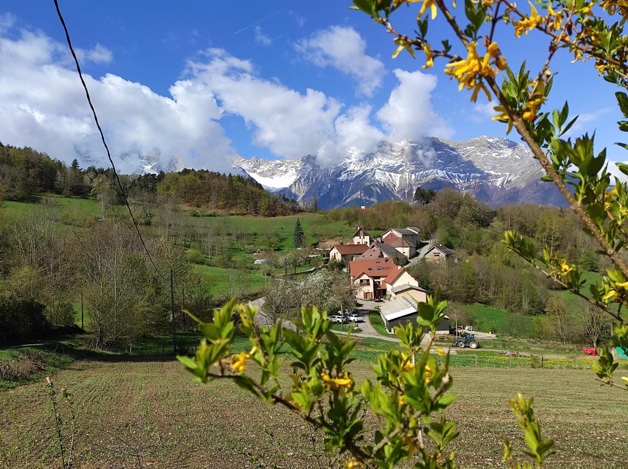 Les Clarines Perceneige - Chambre D'Hotes Vue Sur Montagne & Spa Saint-Jacques-en-Valgodemard Zewnętrze zdjęcie