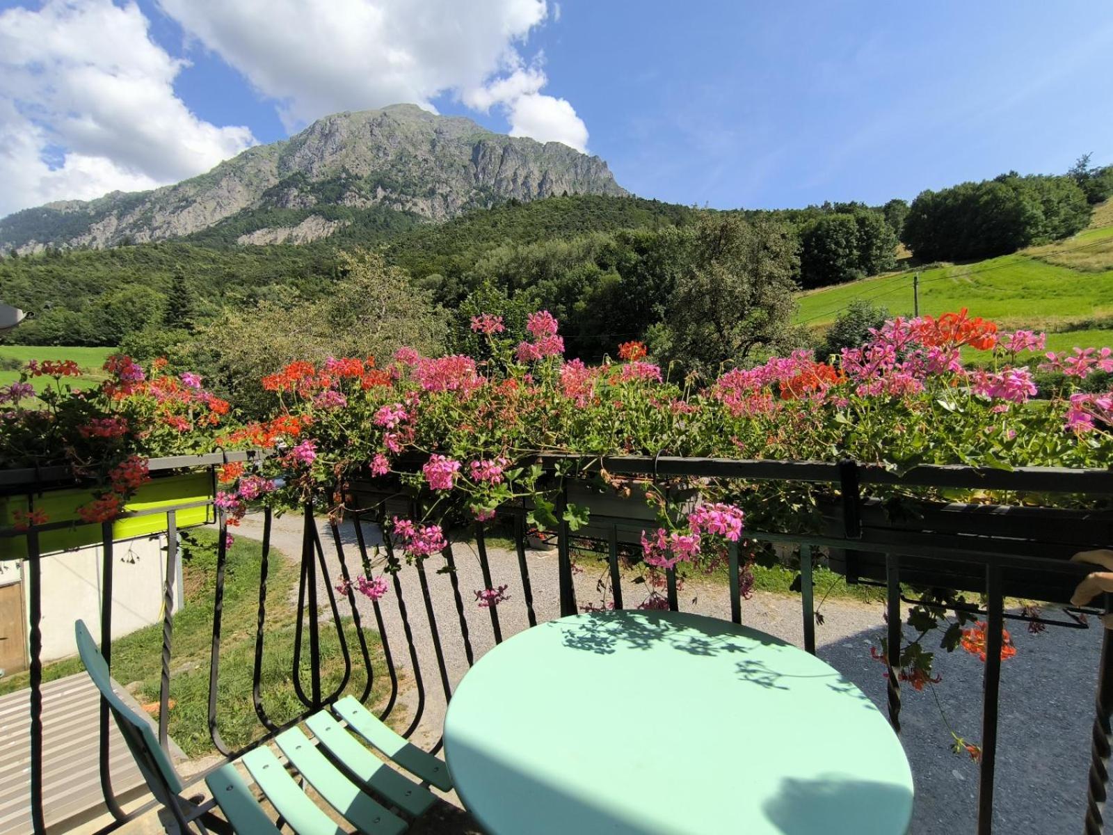 Les Clarines Perceneige - Chambre D'Hotes Vue Sur Montagne & Spa Saint-Jacques-en-Valgodemard Zewnętrze zdjęcie